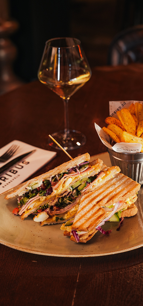 Zoek je het gezelligste restaurant van Barneveld? Kom dan naar de Gribus!